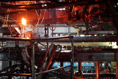 «Сибстекло» представило на «Технопроме–2025» прототип отечественного «цифрового помощника» для стекольной промышленности «Сибстекло» представило на «Технопроме–2025» прототип отечественного «цифрового помощника» для стекольной промышленности