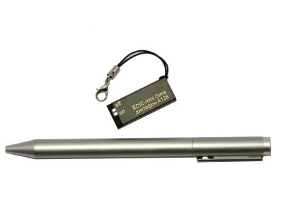 Маленький профессиональный диктофон с голосовой активацией Edic-mini DIME A128