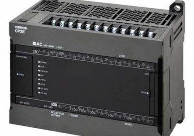 Компактный программируемый логический контроллер (PLC) Omron CP2E-S30DR-A