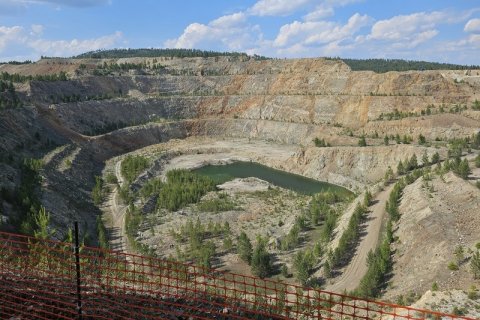 В Бурятии начнут строить крупнейший в России горно-обогатительный комбинат по добыче бериллия