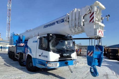 «Газпром» получил новый 100-тонный автокран российского производства «Газпром» получил новый 100-тонный автокран российского производства