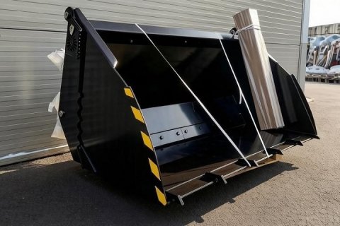 Завод «Большая Земля» начал выпуск челюстных ковшей увеличенного объёма Завод «Большая Земля» начал выпуск челюстных ковшей увеличенного объёма